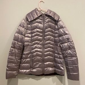 A.n.a lightweight PACKABLE tan puffer jacket